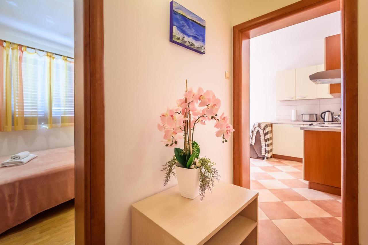 Apartments Zdravko Klek Kültér fotó